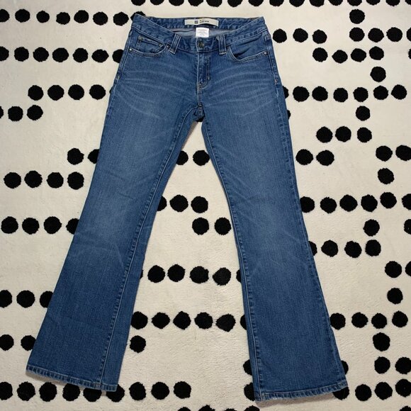 Vintage Y2K Gap I'm Curvy Low Rise Bootcut Medium Wash Denim Flare Jeans - Picture 1 of 13